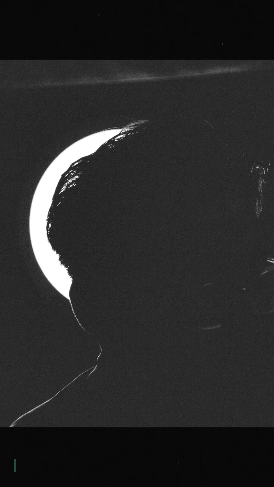 Silhouet bij cirkelvormig licht